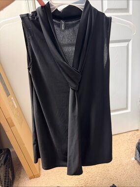 Sleeveless Black Twist-Neck Camisole